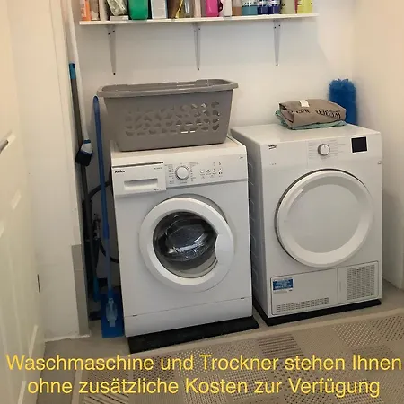 Am Bodensee- Zentrale Lage, Free Parking And Wifi, 109 M2, Privater Garten, 7 Gaeste, 2x Kingsize Boxspringbett, Familienfreundlich Apartament